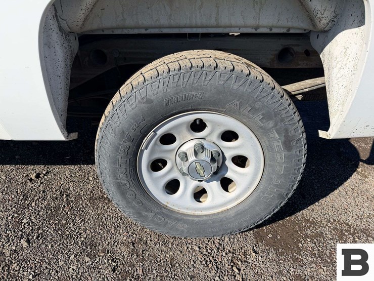 2013-chevrolet-silverado-1500-image-12