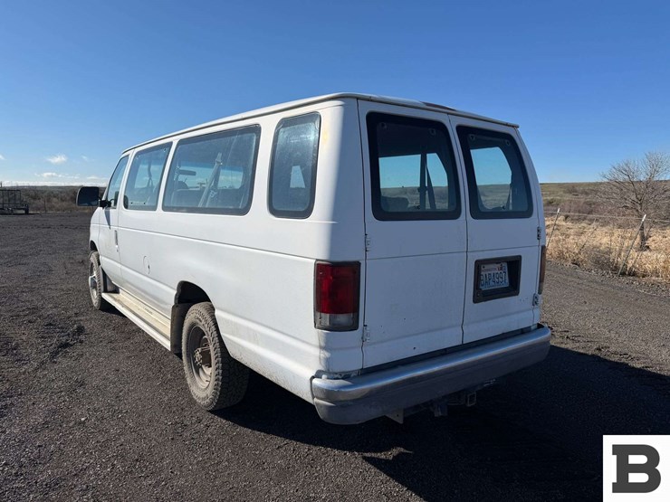 1995-ford-econoline-350-image-4