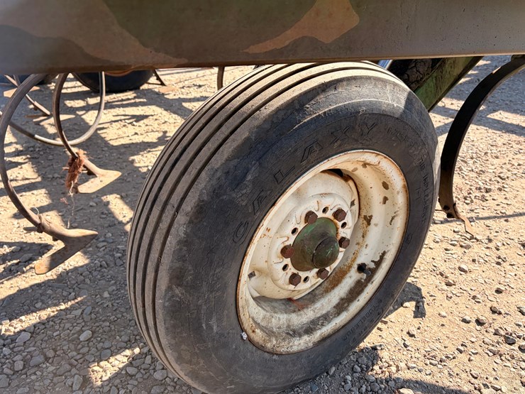 john-deere-1010-image-22