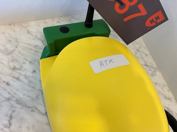 john-deere-1800-image-2