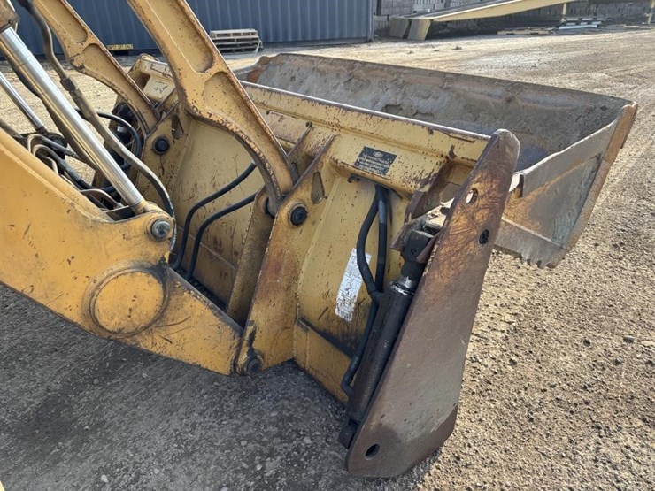 case-570l-xt-image-10