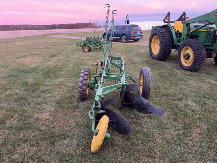 john-deere-14-image-6