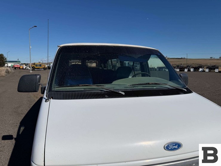 1996-ford-econoline-350-image-9