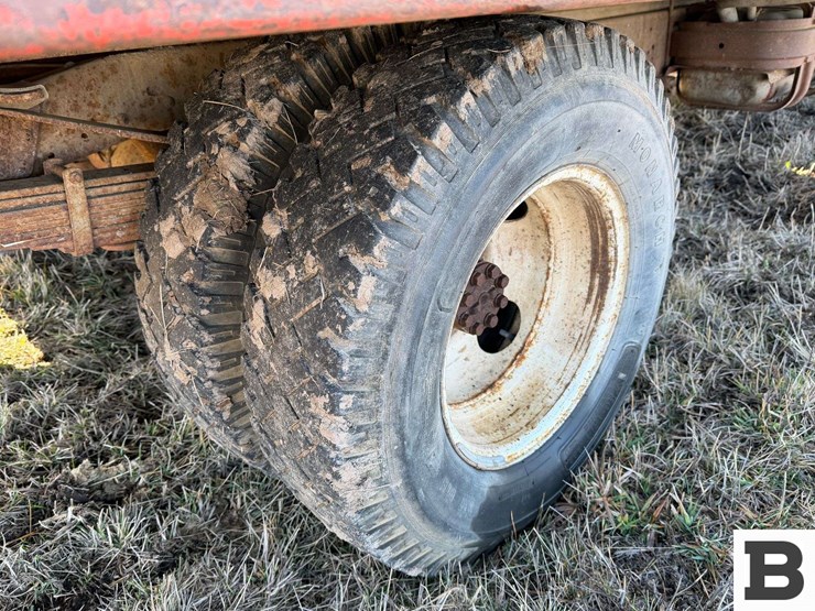 1979-gmc-sierra-3500-image-14