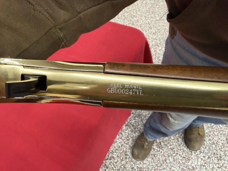 henry-model-h004vl-.17-hmr-image-8