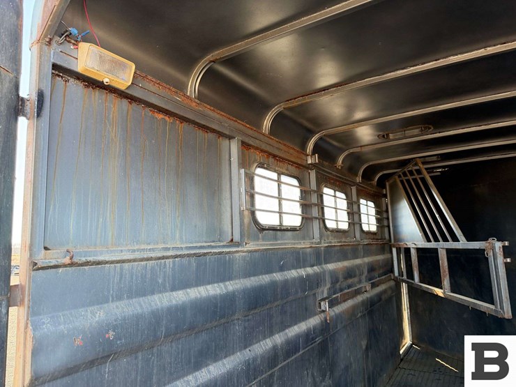 1987-circle-j-horse-trailer-image-22