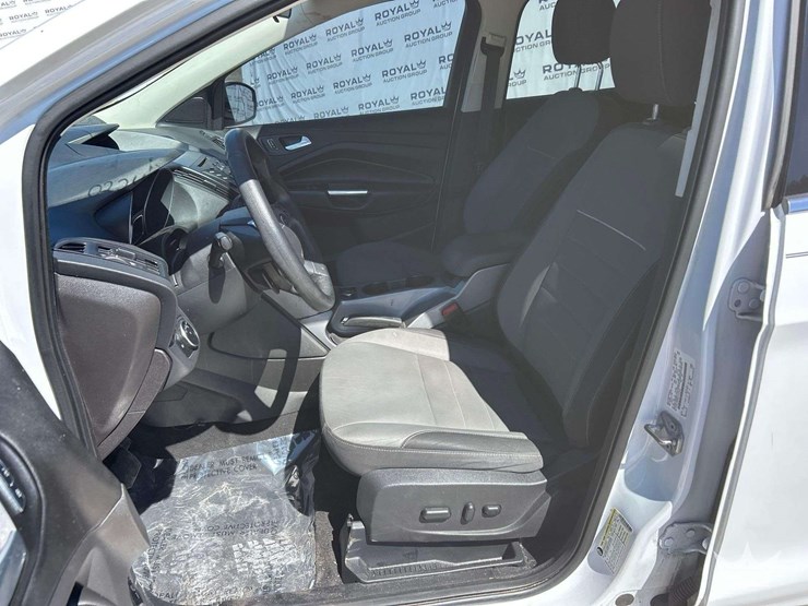 2014-ford-escape-image-11