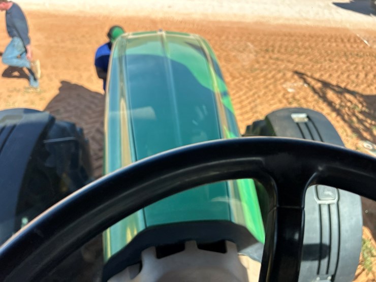 john-deere-8220-image-15