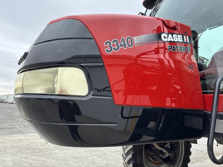 2015-case-ih-patriot-3340-image-15