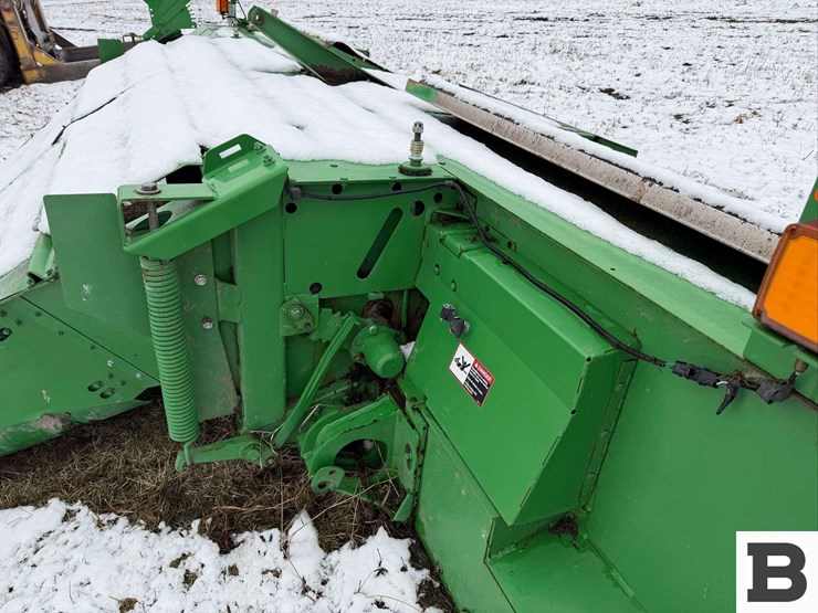 john-deere-995-swather-header-image-13