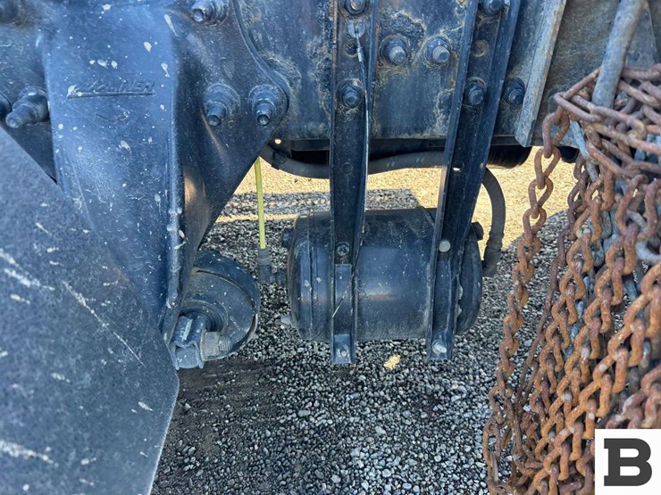 2019-freightliner-cascadia-126-image-36