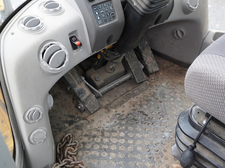 2022-volvo-l60h-image-24