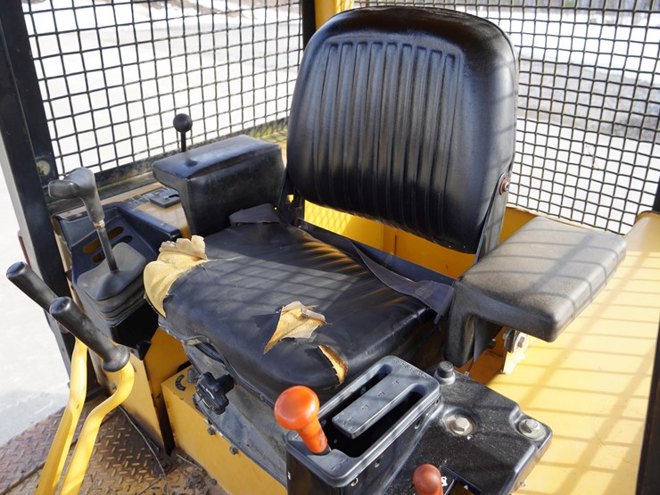 1998-deere-550g-lt-image-13