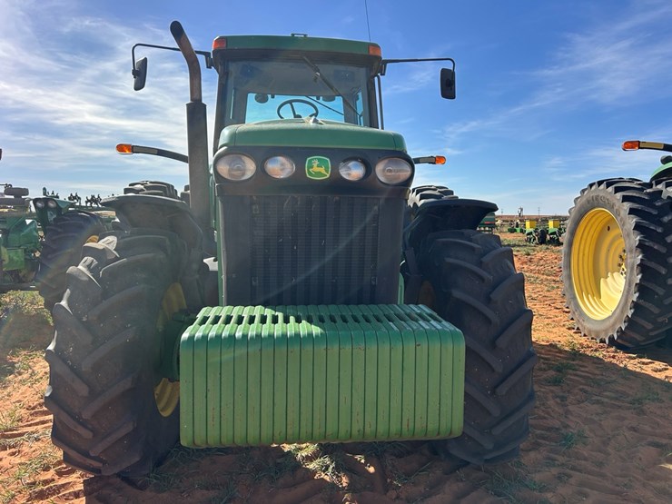 john-deere-8220-image-2