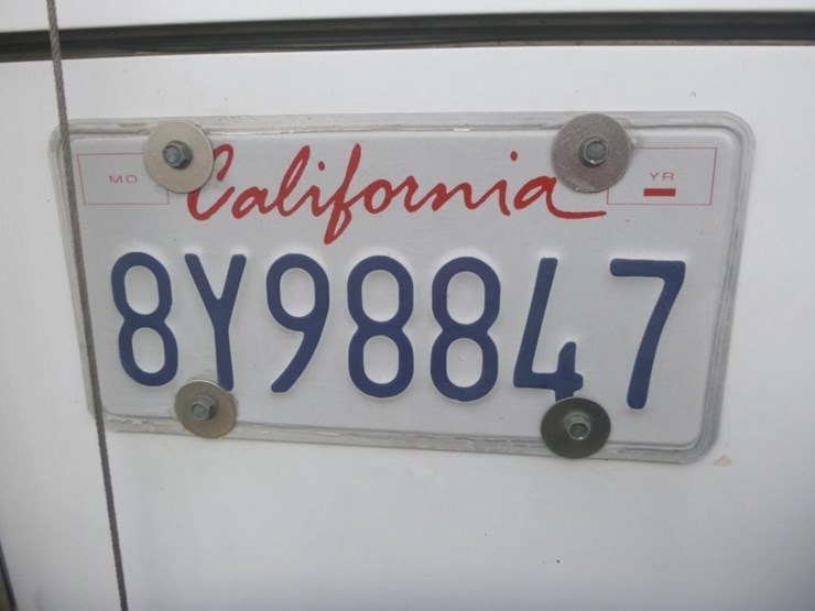 2013-hino-268-image-26