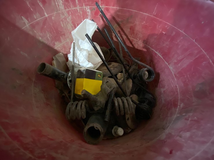 #113-•-tub-of-misc-tractor-parts-image-3