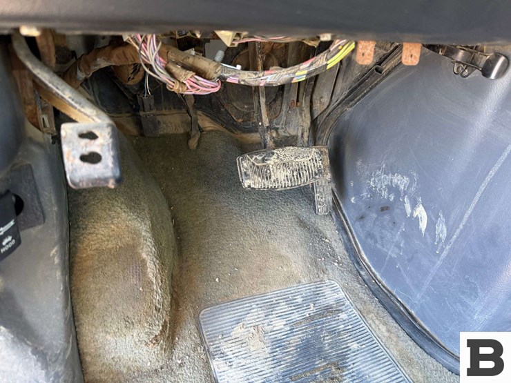 1995-ford-econoline-350-image-32