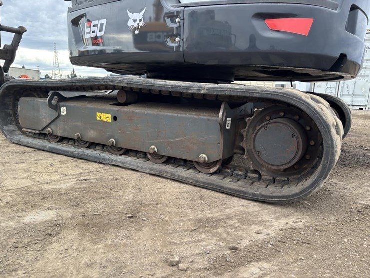 2021-bobcat-e60-image-23