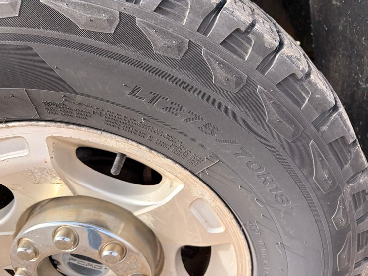 2011-ford-f350-image-29