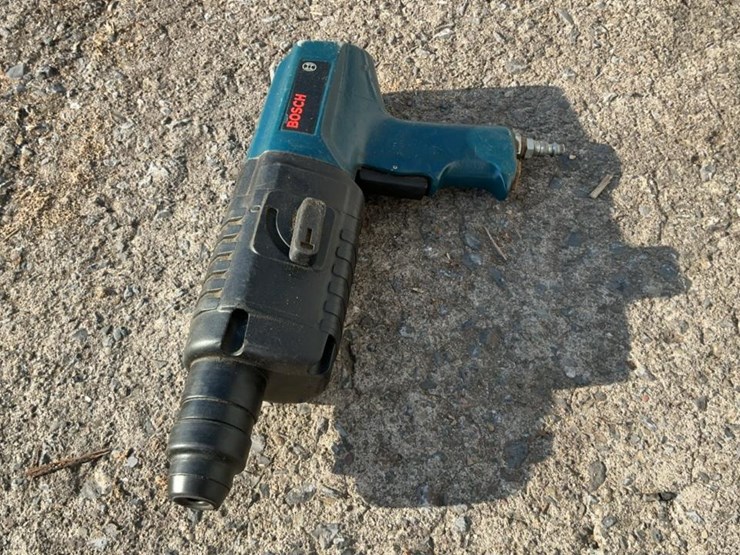 #102-•-bosch-concrete-hammer-drill-image-8