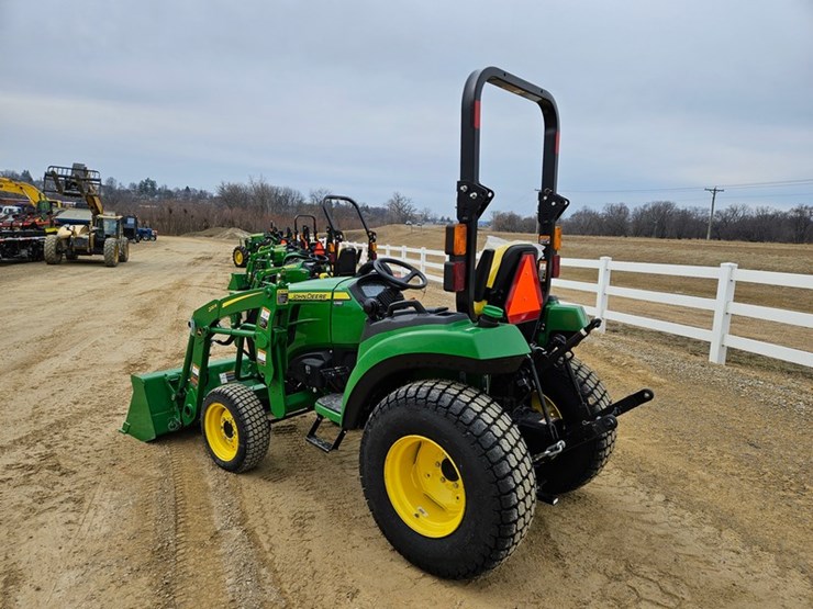 2025-john-deere-2038r-image-3