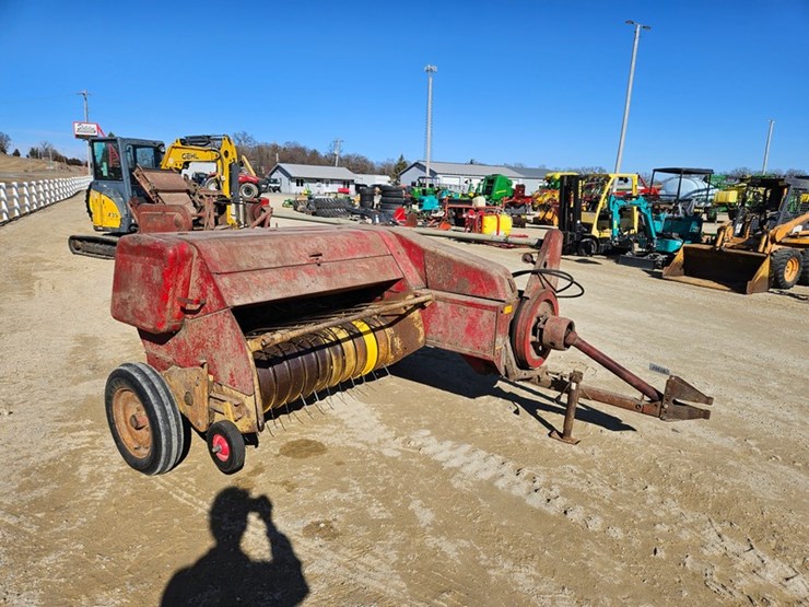 new-holland-67-image-7