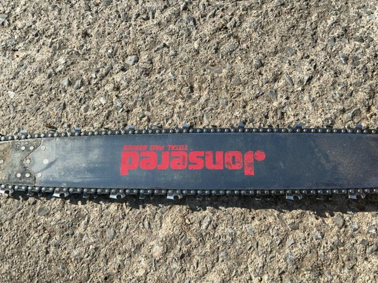 #109-•-jonsered-cs-2171-chainsaw-image-15