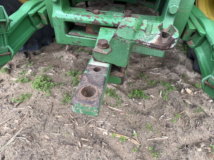 john-deere-8245r-image-12