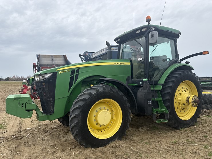 2015-john-deere-8270r-image-1