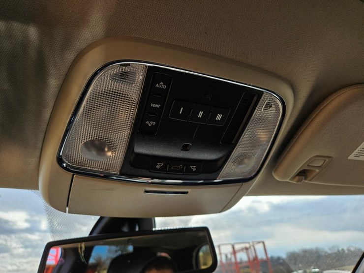 2012-dodge-durango-image-29