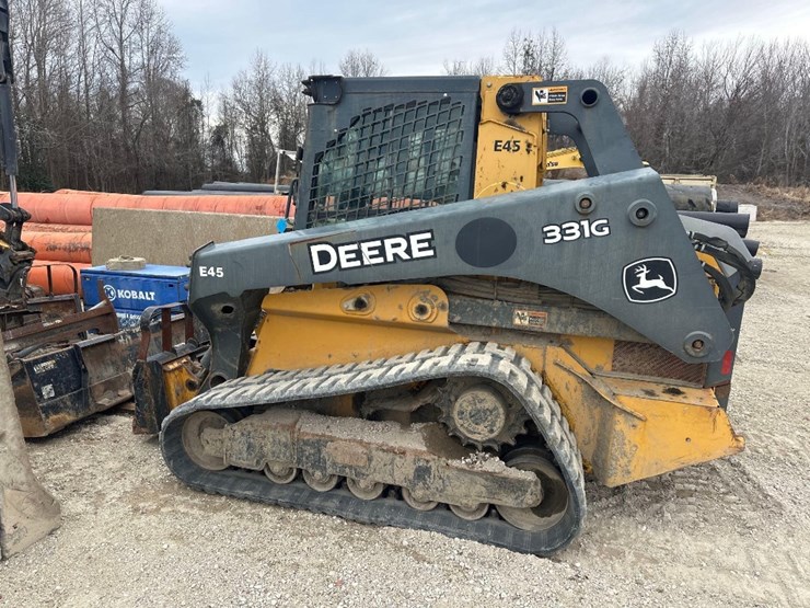 2018-deere-331g-image-2