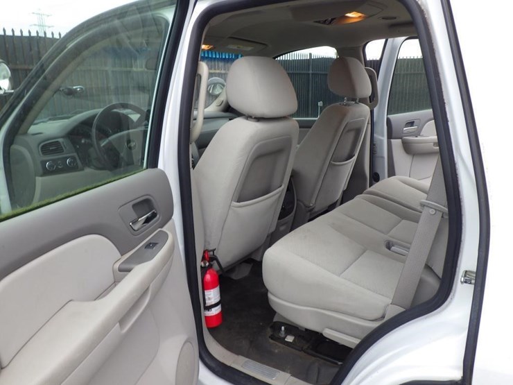 2008-chevrolet-tahoe-image-7