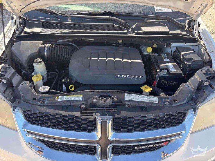 2012-dodge-grand-caravan-image-7