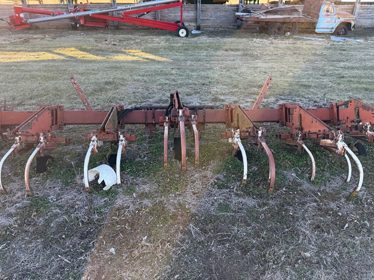 #209032-•-used-cultivator-image-4