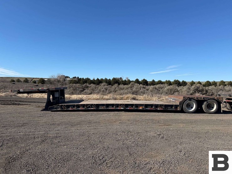 2007-fontaine-low-bed-trailer-image-3