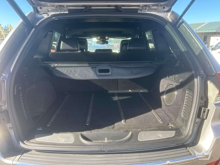 2014-jeep-grand-cherokee-image-25