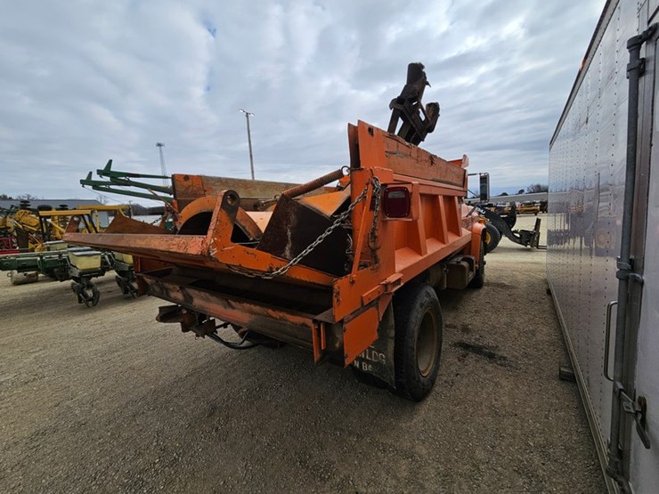 1979-gmc-7000-image-5