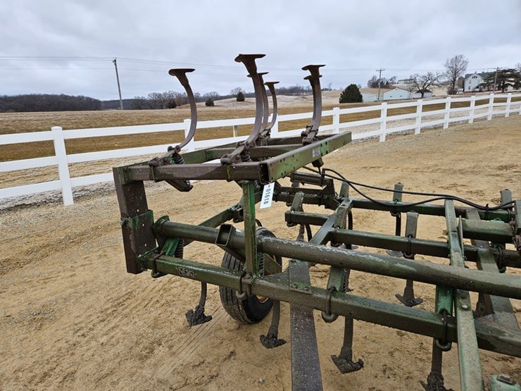 john-deere-1010-image-12