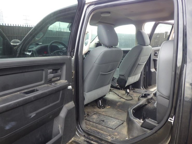 2016-dodge-1500-image-7