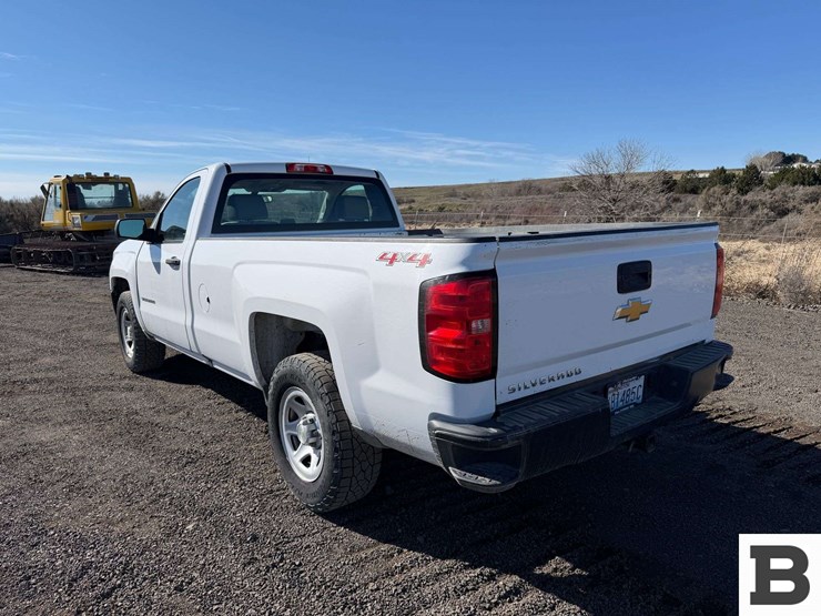 2016-chevrolet-silverado-1500-image-3