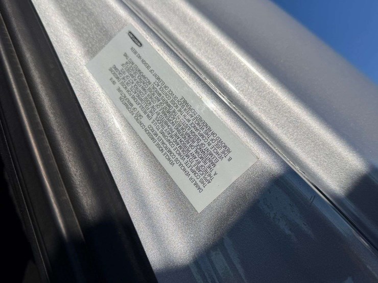 2019-freightliner-cascadia-126-image-56