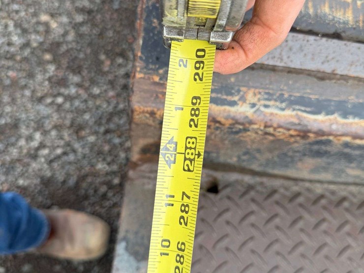 2005-fontaine-low-bed-trailer-image-35