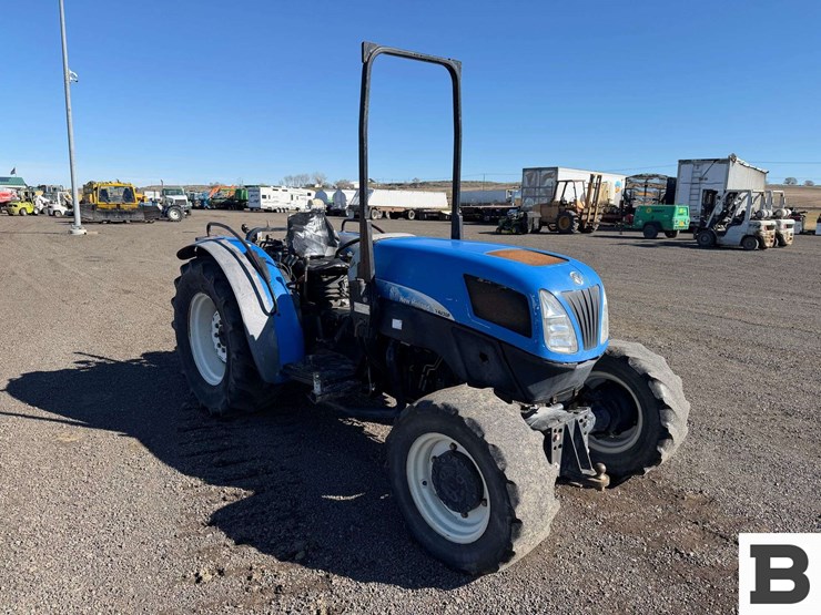 new-holland-t4030f-image-8