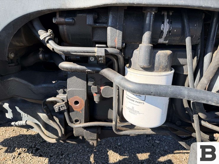 new-holland-t4030f-image-18