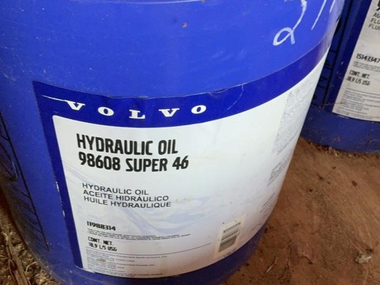 #271-•-volvo-fluids-and-filters-image-7