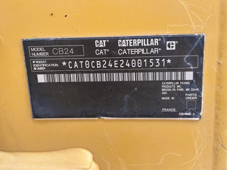caterpillar-cb24-image-38