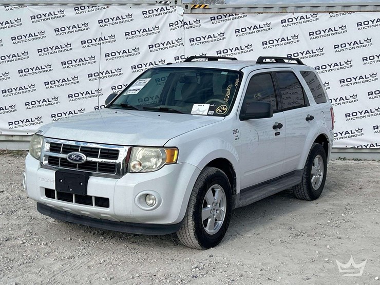 2012-ford-escape-image-1