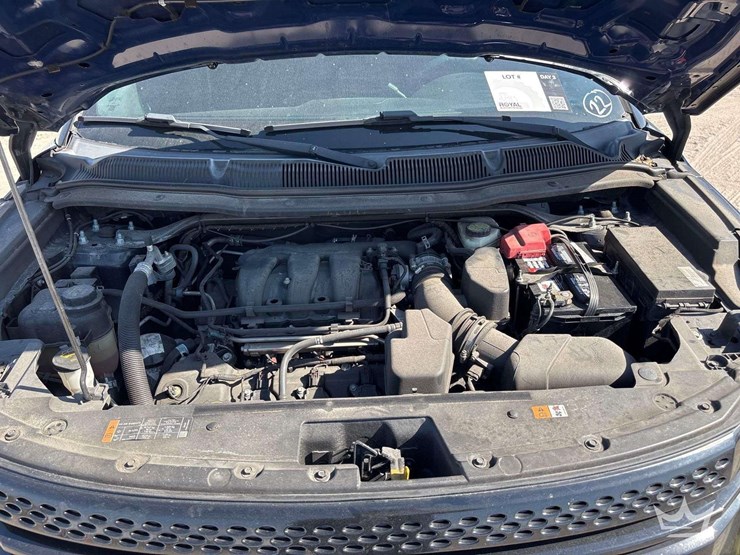 2015-ford-explorer-image-7