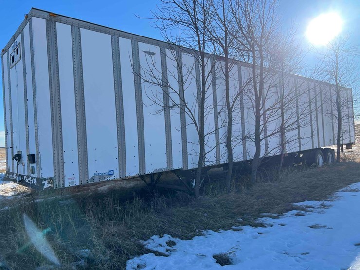 stoughton-trailer-image-1