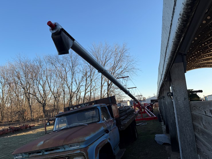 #209039-•-hutchinson-hx10-73-grain-auger-image-7